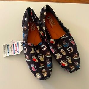 NWT - Bobs from Skechers - Cat Print - 9.5